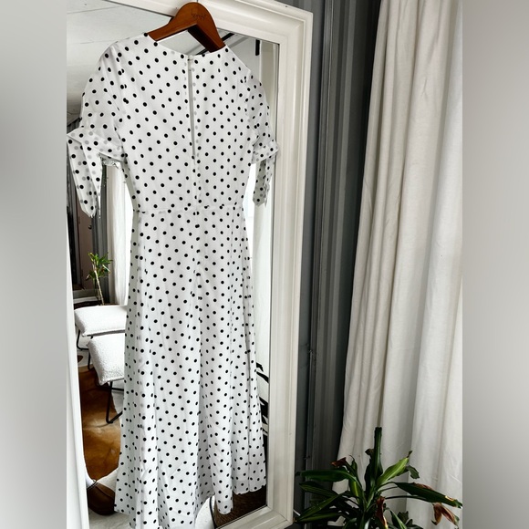 PRIV short sleeve dress - Picture 2 of 4